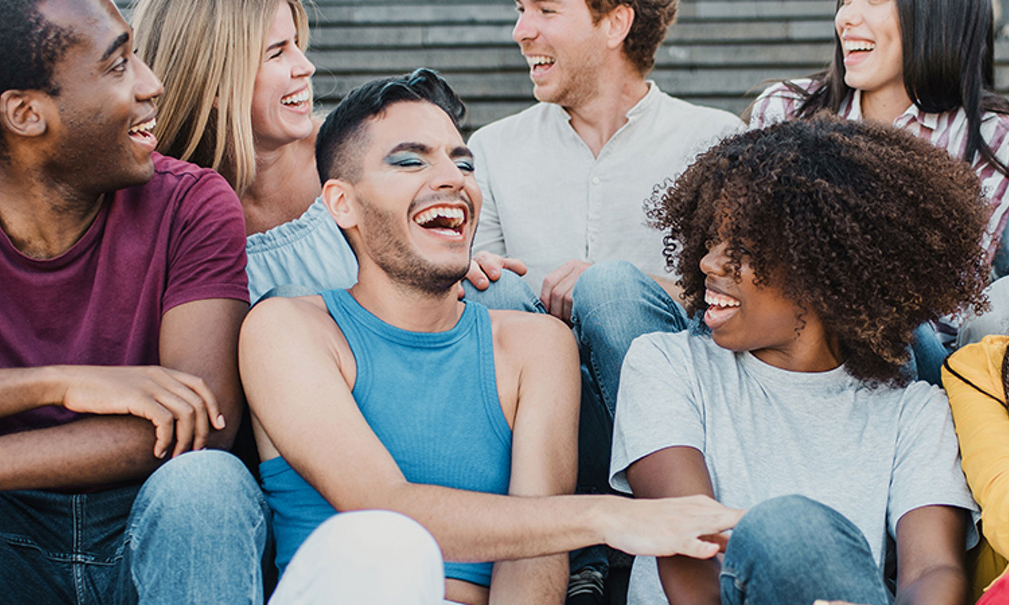 增添助力，构建平等社会