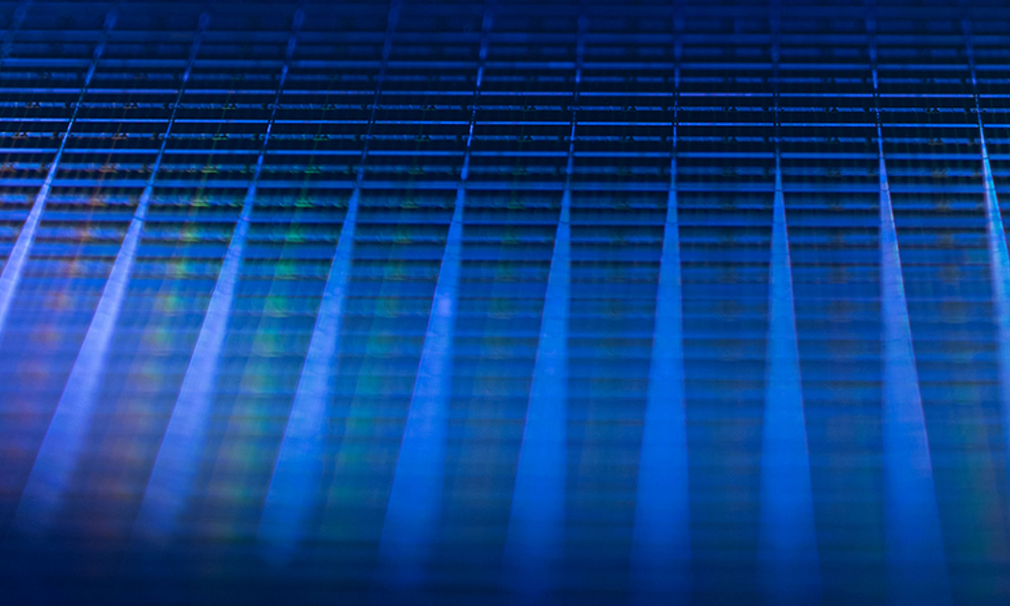 1-Alpha 先拔头筹，1-Beta 再续辉煌：美光率先出货业界前沿 1-Beta DRAM