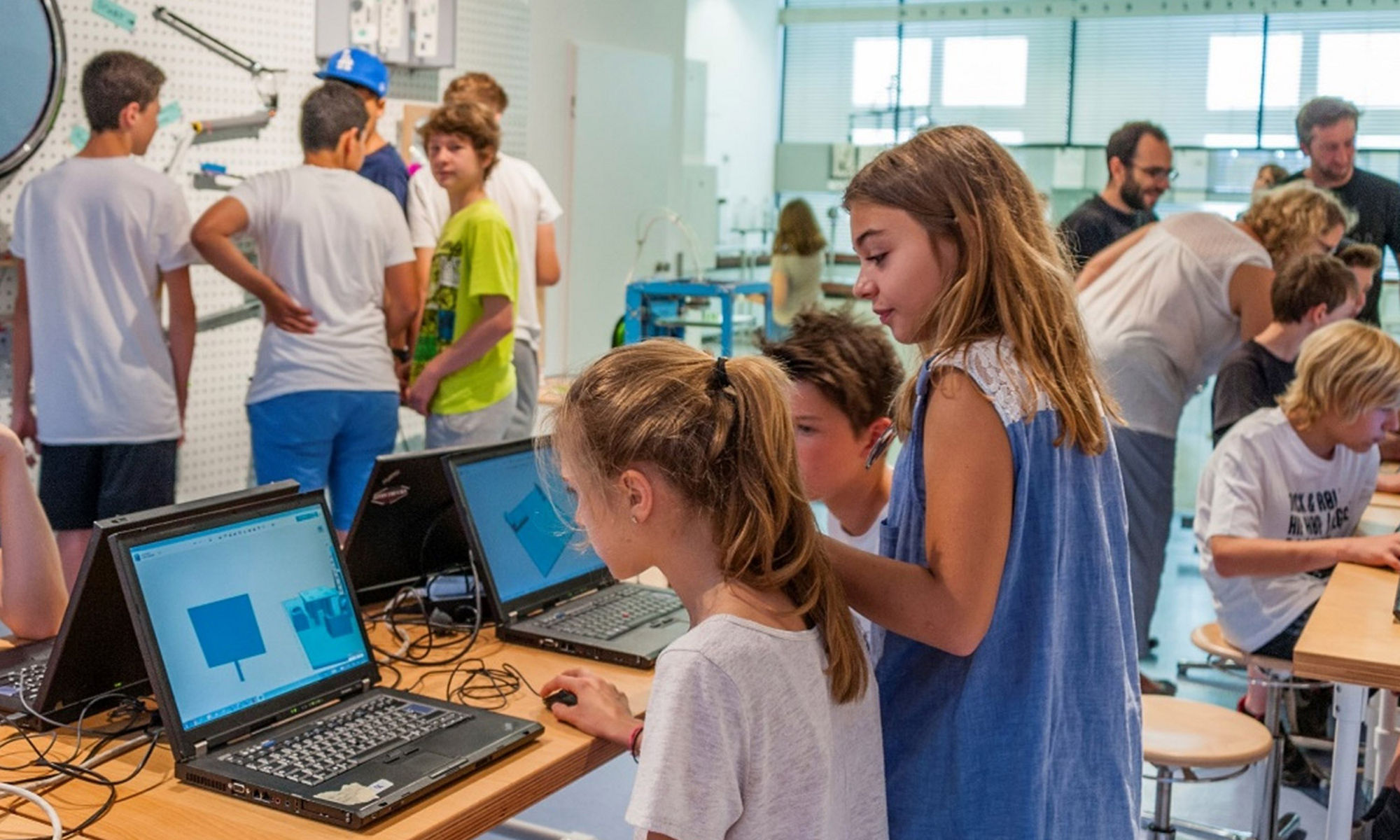 A group of students at a Micron Foundation sponsored event at the Deutsches Museam
