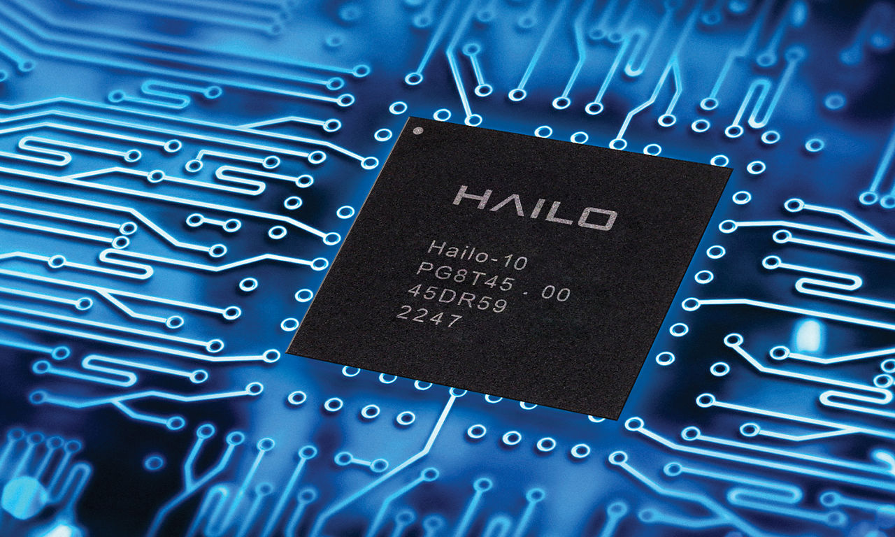 Hailo chip with blue lines