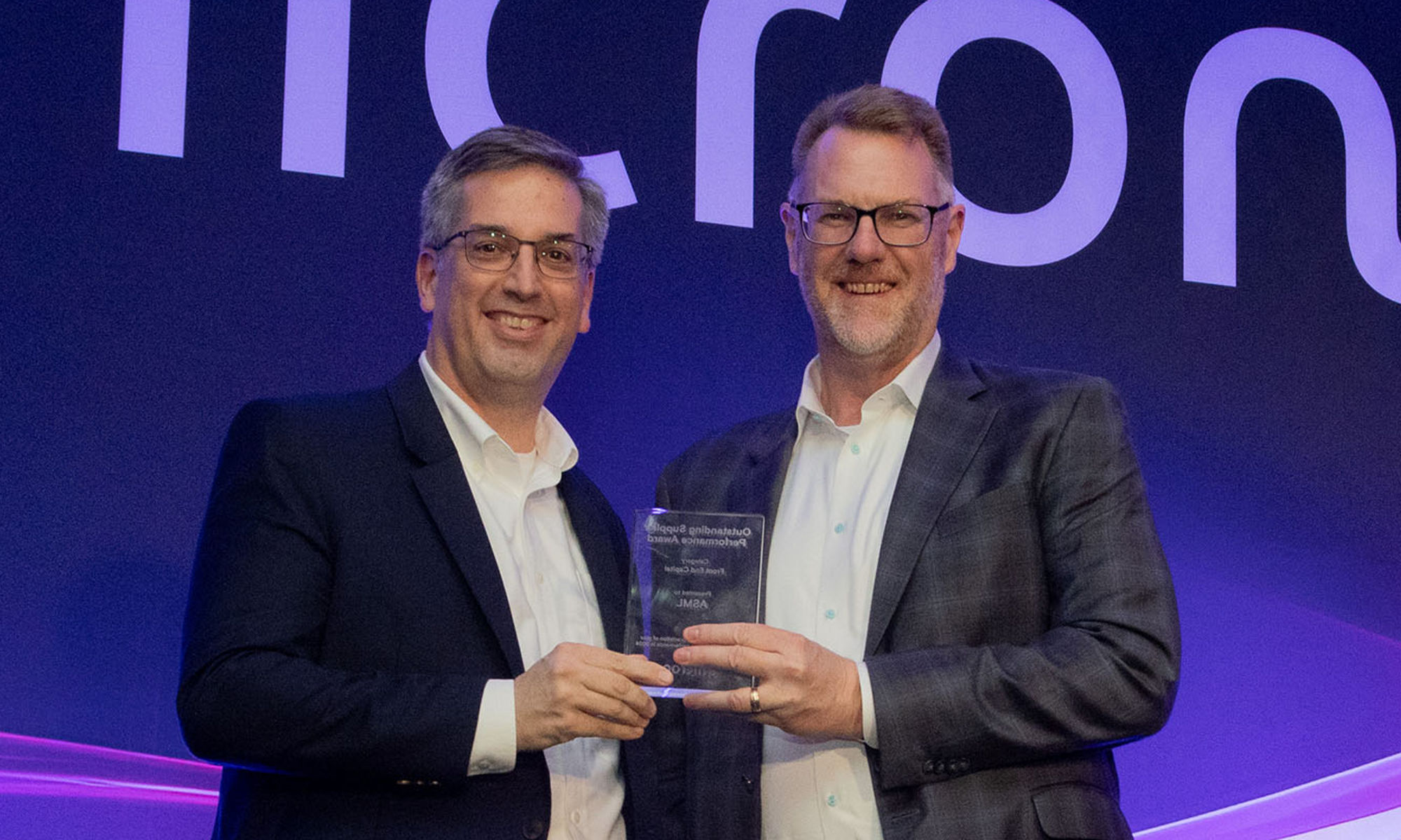 Scott DeBoer presenting the award to Jim Koonmen