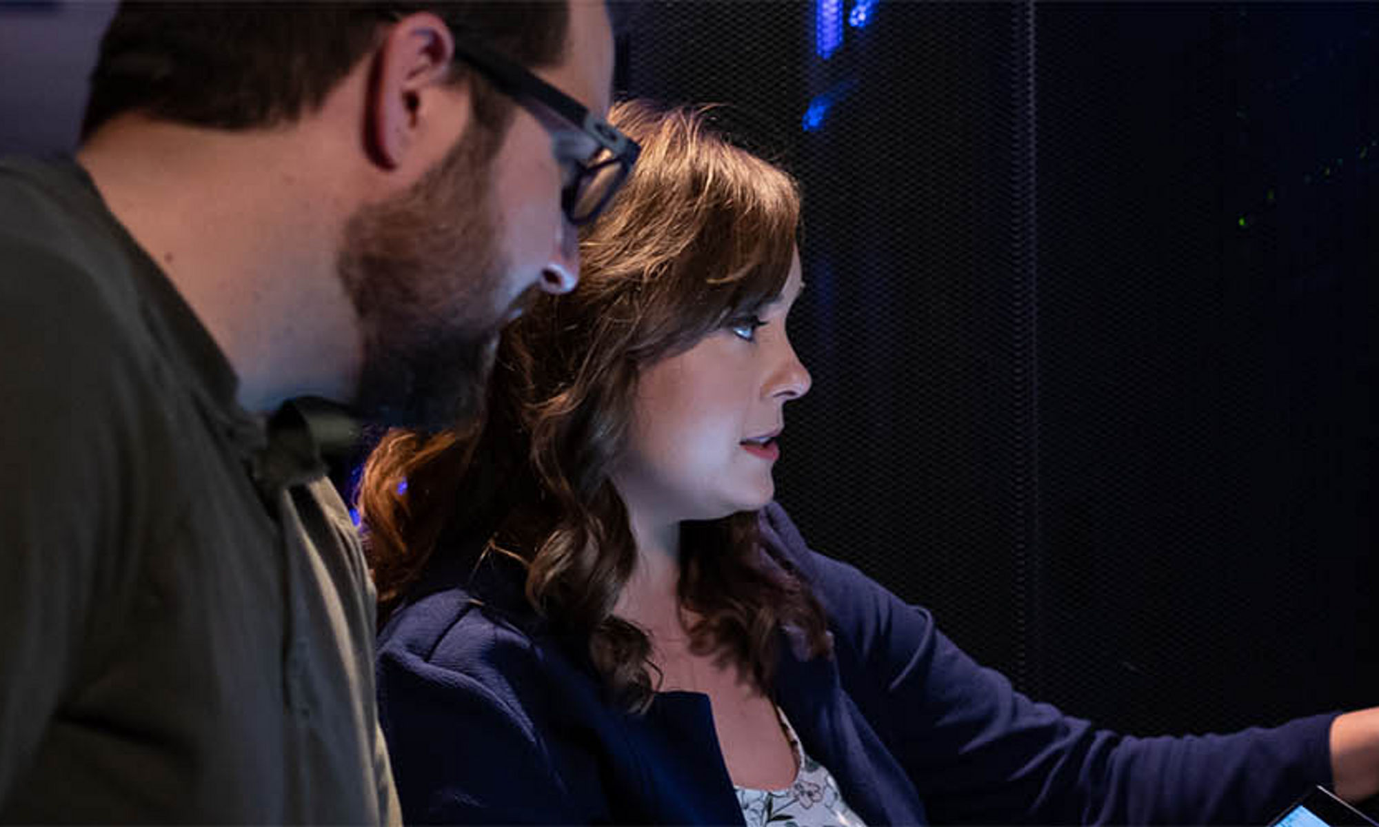 扩展内存和存储，应对大型内存工作负载